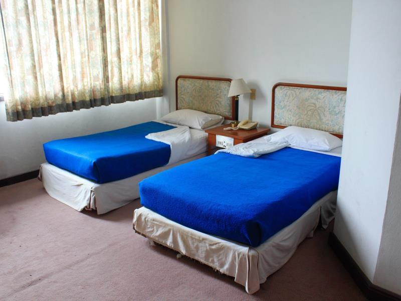 Sinthavee Hotel Phuket Esterno foto