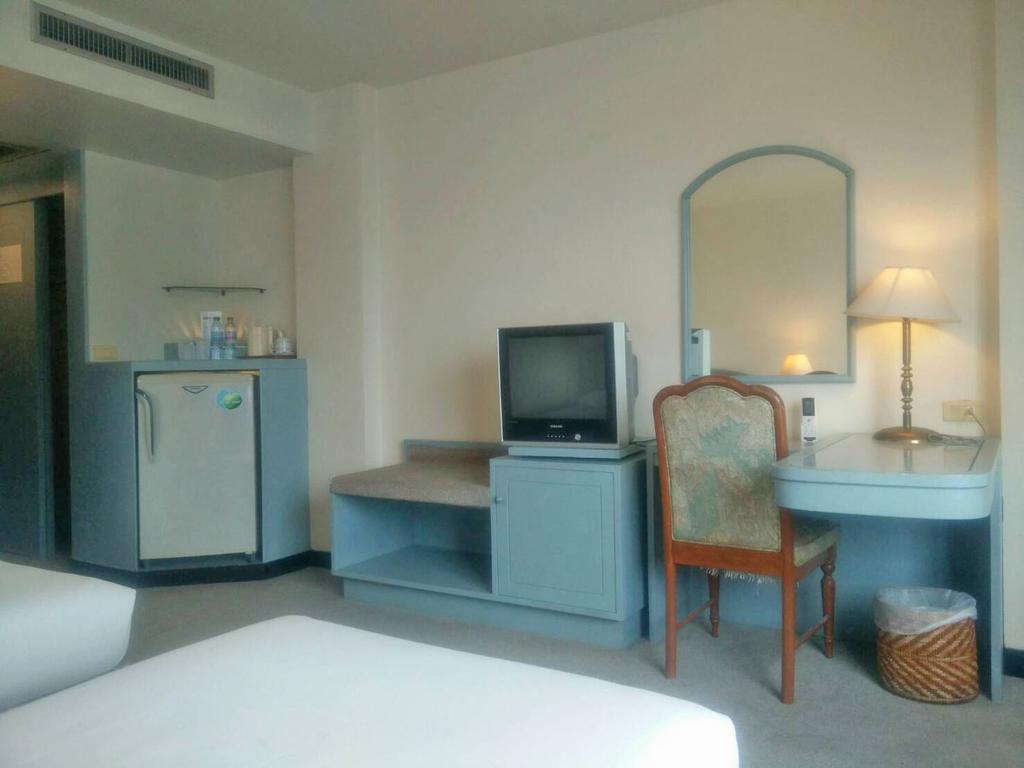 Sinthavee Hotel Phuket Esterno foto