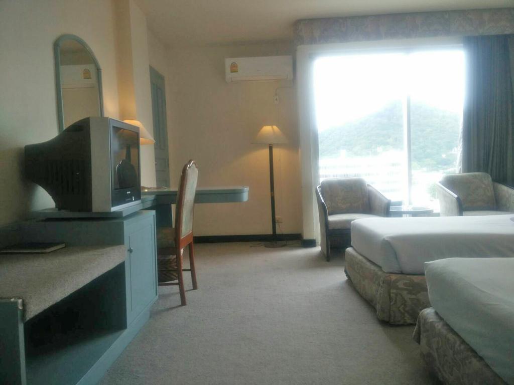 Sinthavee Hotel Phuket Esterno foto